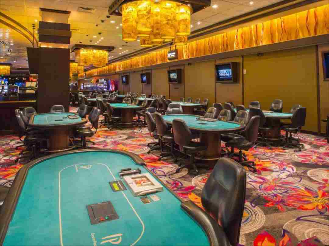  Crown Casino Chrey Thom sòng bạc thu hút rất nhiều khách tham gia trải nghiệm
