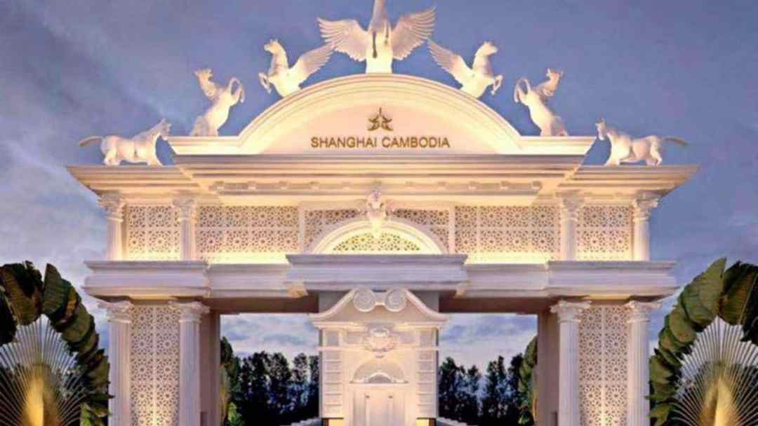 Shanghai Resort Casino nằm tại Làng Chek của Campuchia